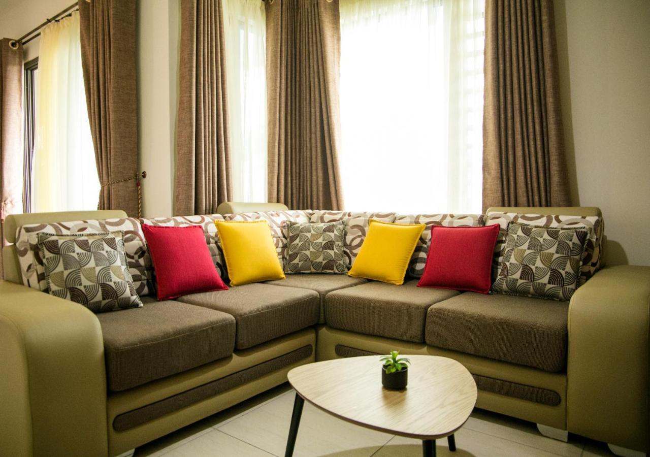 Luxury 2 Bedroom Apartment With Pool - Close To Flic-En-Flac Beach Eksteriør billede